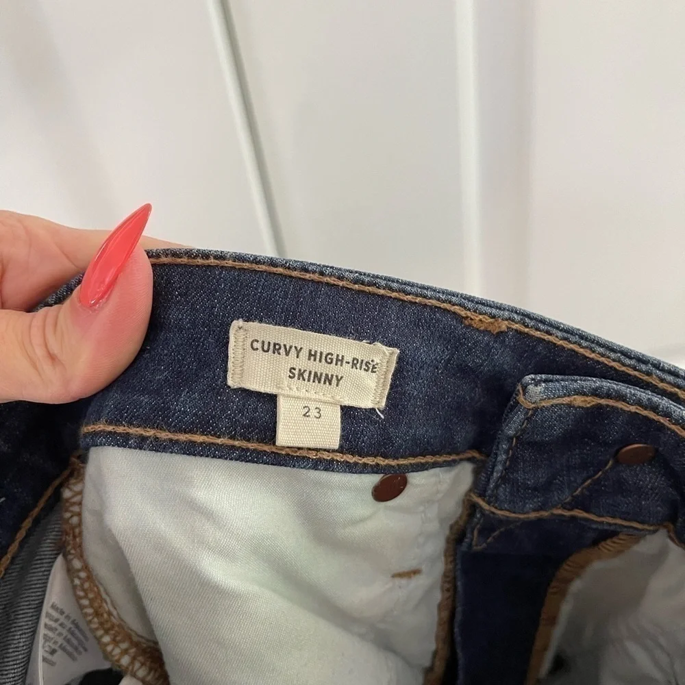 NWOT Madewell Curvy 10” High Rise Jean Moreaux Dark Wash - 23